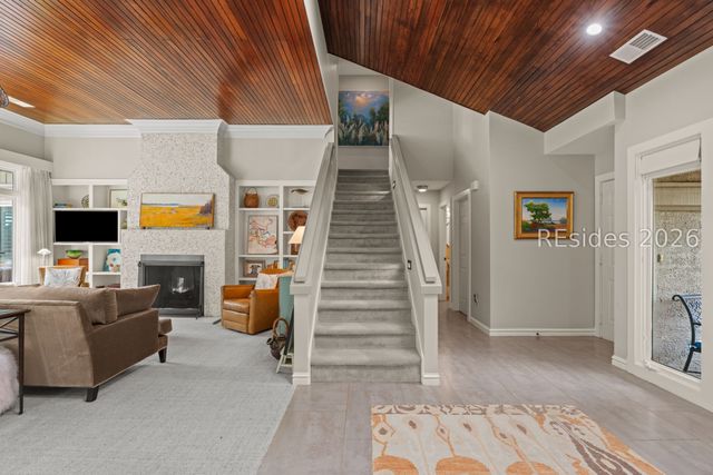 3 Fairway Winds Pl, Hilton Head Island, SC 29928