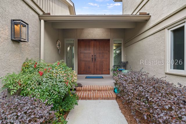 3 Fairway Winds Pl, Hilton Head Island, SC 29928