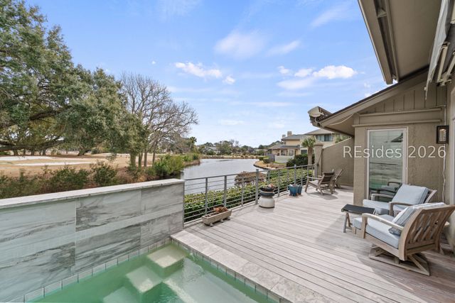 3 Fairway Winds Pl, Hilton Head Island, SC 29928