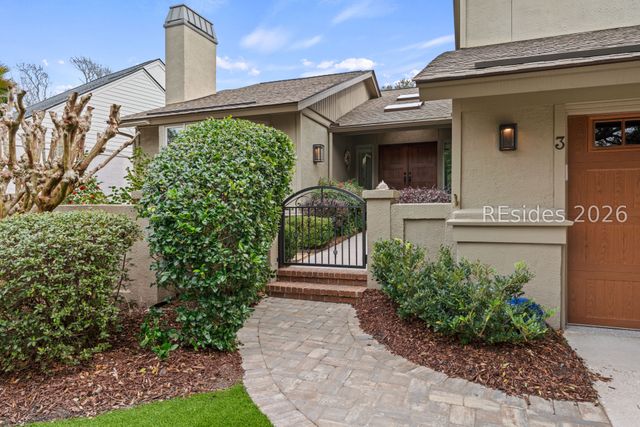 3 Fairway Winds Pl, Hilton Head Island, SC 29928