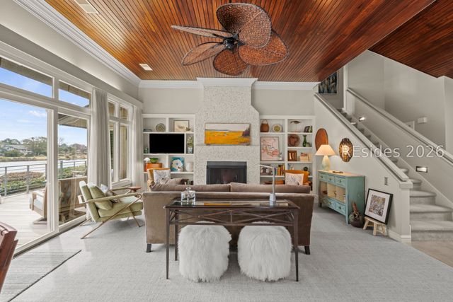 3 Fairway Winds Pl, Hilton Head Island, SC 29928