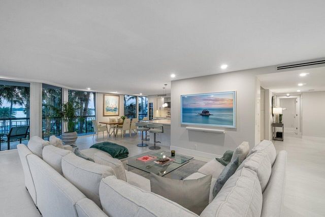 3140 S Ocean Boulevard 201n, Palm Beach, FL 33480