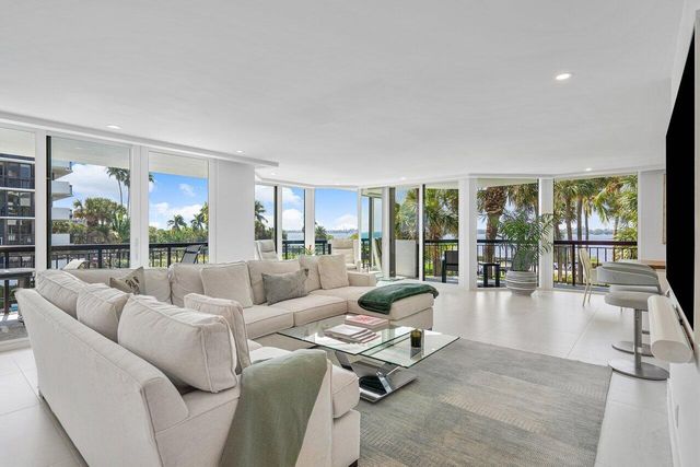 3140 S Ocean Boulevard 201n, Palm Beach, FL 33480