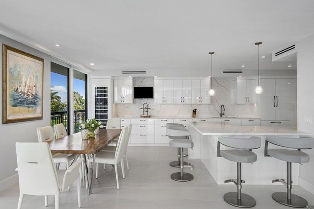 3140 S Ocean Boulevard 201n, Palm Beach, FL 33480