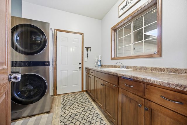 13276 Donnie Jay Lane, Detroit Lakes, MN 56501