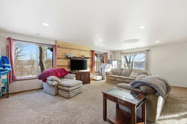 13276 Donnie Jay Lane, Detroit Lakes, MN 56501