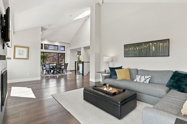 22348 Mcclellan Road, Cupertino, CA 95014