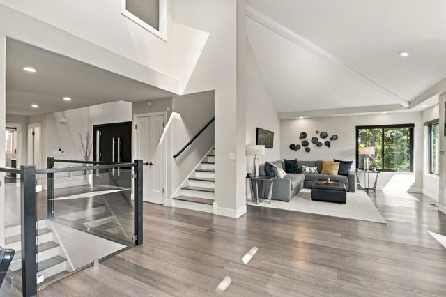 22348 Mcclellan Road, Cupertino, CA 95014
