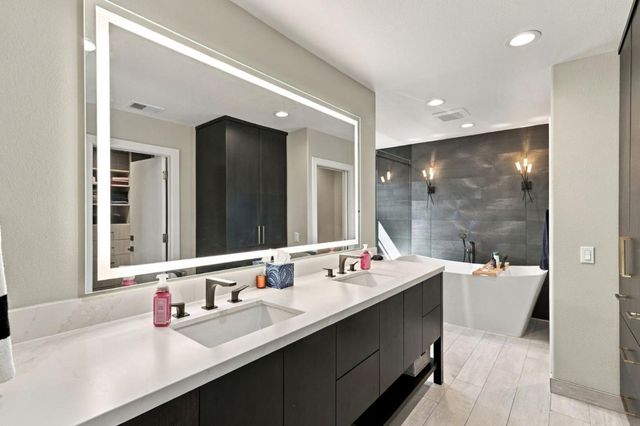 22348 Mcclellan Road, Cupertino, CA 95014