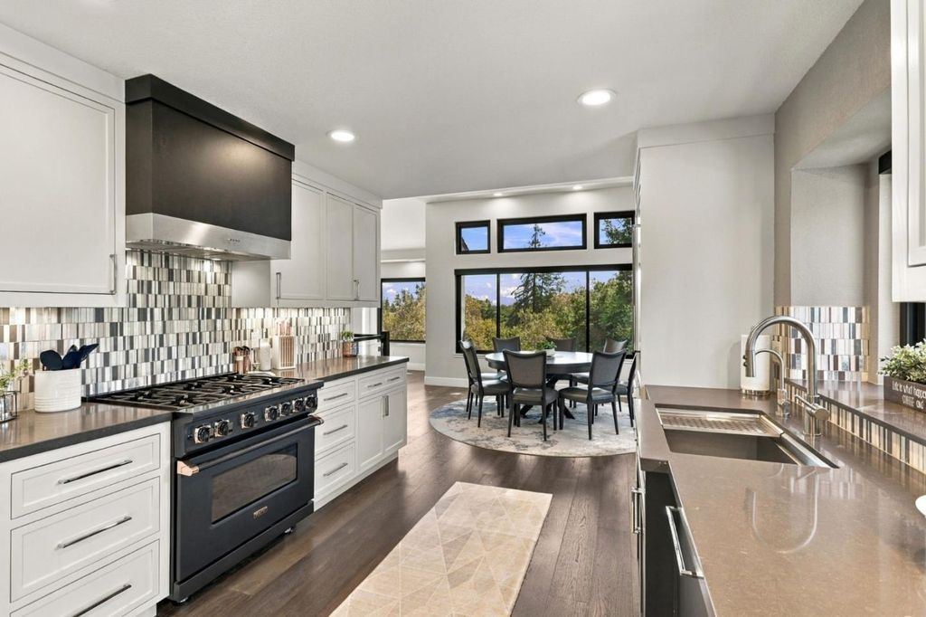 22348 Mcclellan Road, Cupertino, CA 95014