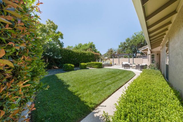 2816 Habsburg Cir, Modesto, CA 95356