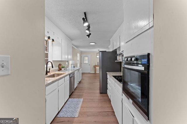 414 Kimberly Road, Warner Robins, GA 31088