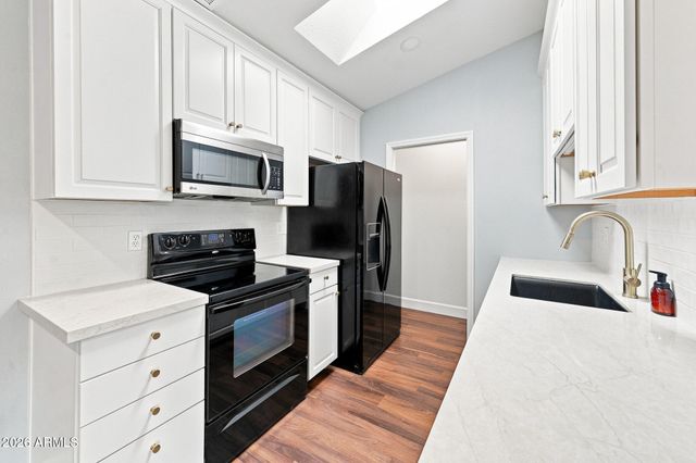 8140 N 107TH Avenue 142, Peoria, AZ 85345