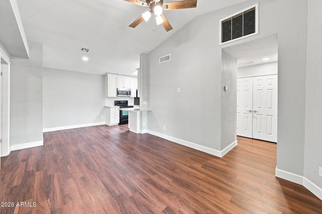 8140 N 107TH Avenue 142, Peoria, AZ 85345