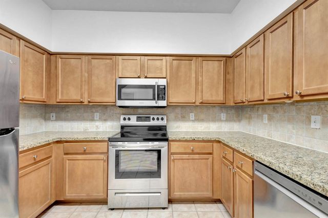 826 Dakota Drive 102, Jupiter, FL 33458
