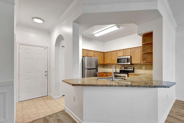 826 Dakota Drive 102, Jupiter, FL 33458