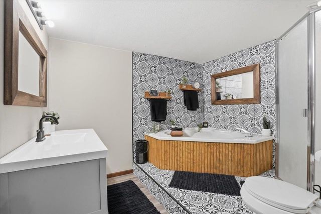 327 Elizabeth Street, Lodi, WI 53555