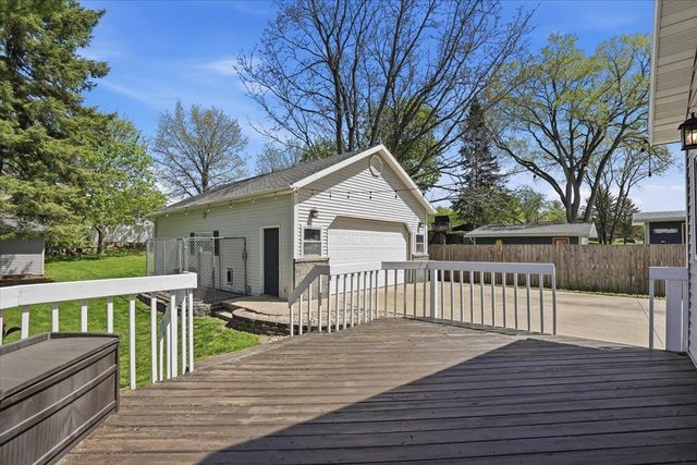327 Elizabeth Street, Lodi, WI 53555