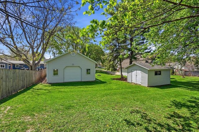 327 Elizabeth Street, Lodi, WI 53555