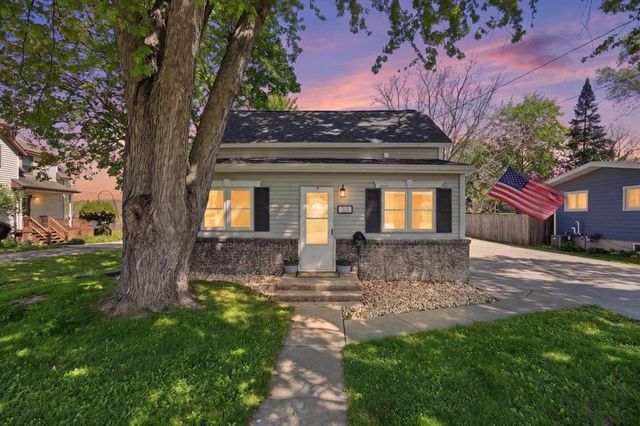 327 Elizabeth Street, Lodi, WI 53555