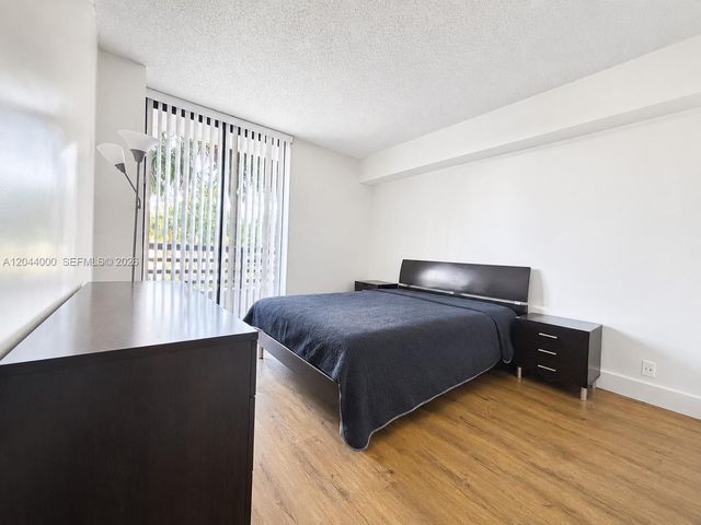 3300 NE 191st St 211, Aventura, FL 33180