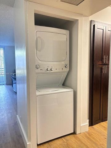 3300 NE 191st St 211, Aventura, FL 33180