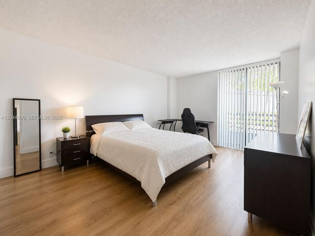3300 NE 191st St 211, Aventura, FL 33180