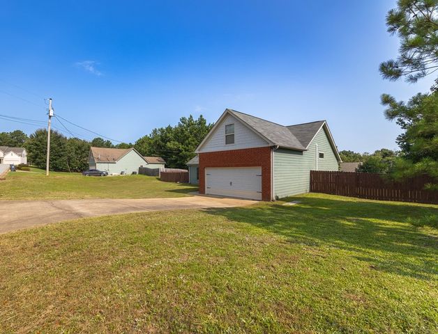 18 Balsa Drive, Phenix City, AL 36869