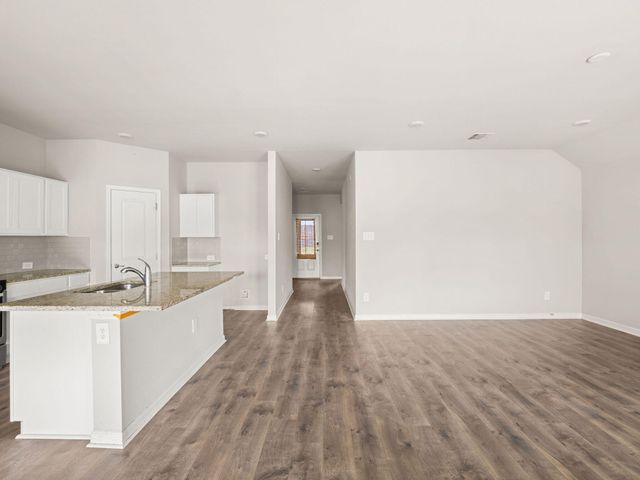 784 Gold Finch Way, Moss Bluff, LA 70611