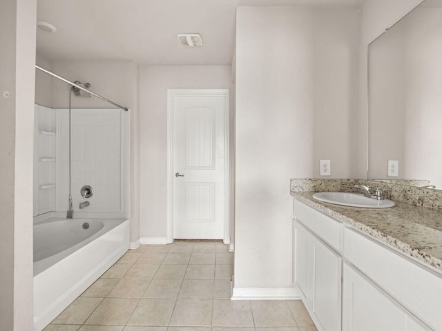 784 Gold Finch Way, Moss Bluff, LA 70611