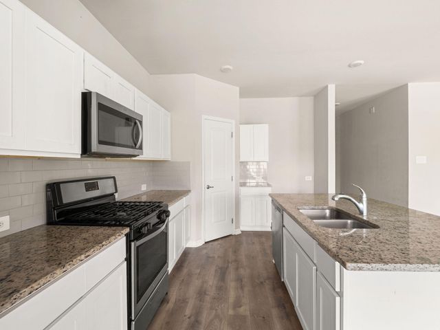 784 Gold Finch Way, Moss Bluff, LA 70611