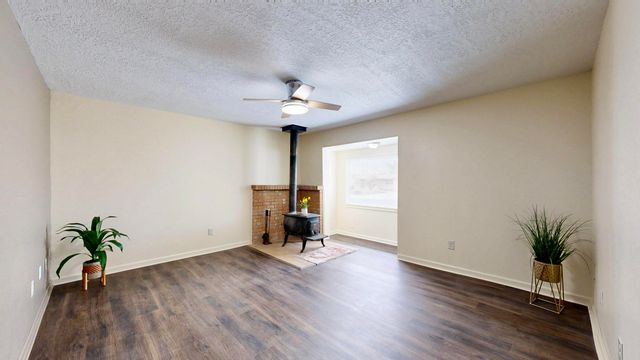 2316 Britt Street NE, Albuquerque, NM 87112