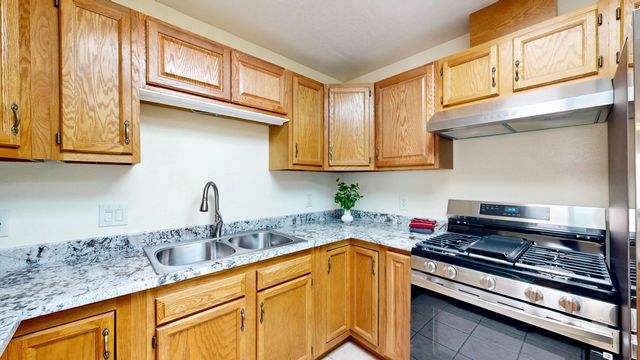 2316 Britt Street NE, Albuquerque, NM 87112