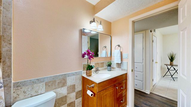 2316 Britt Street NE, Albuquerque, NM 87112