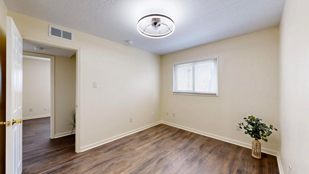 Image 28 of property listing at 2316 Britt Street NE, Albuquerque, NM 87112