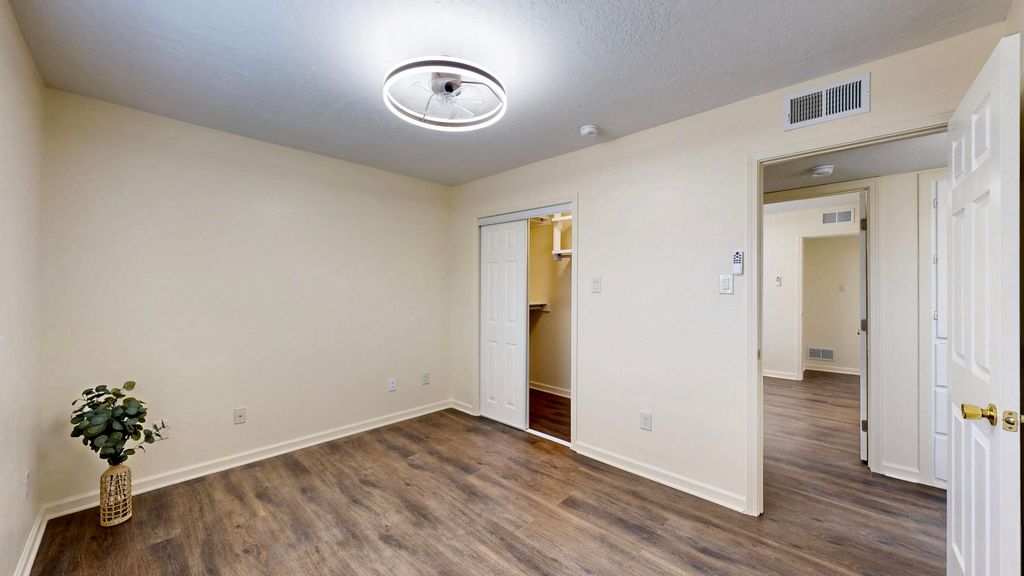 Image 29 of property listing at 2316 Britt Street NE, Albuquerque, NM 87112