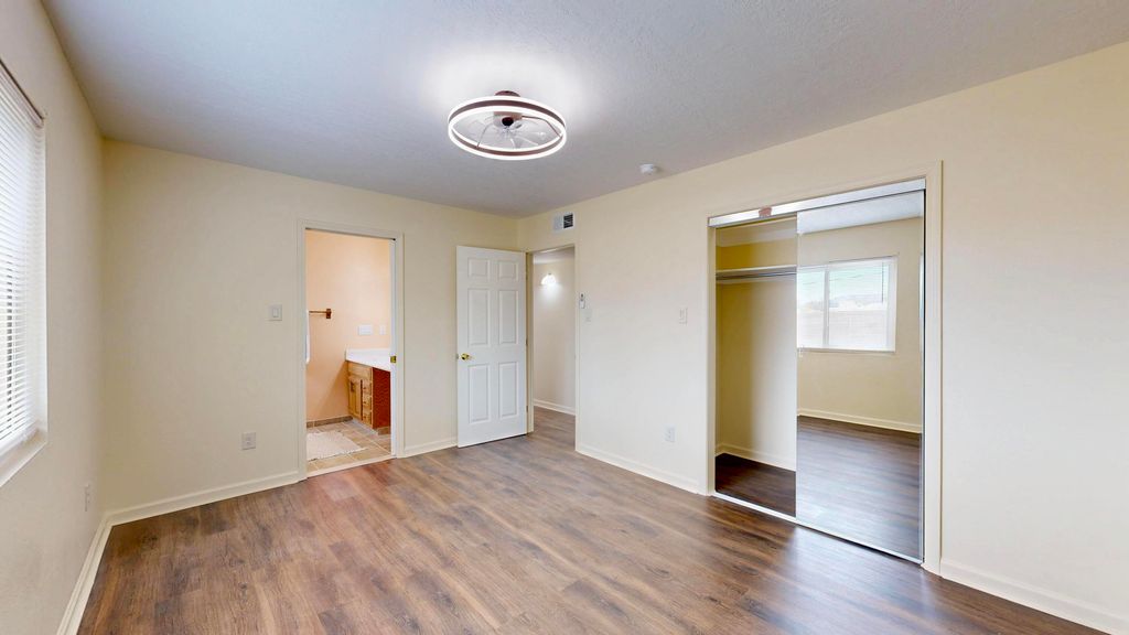 Image 36 of property listing at 2316 Britt Street NE, Albuquerque, NM 87112