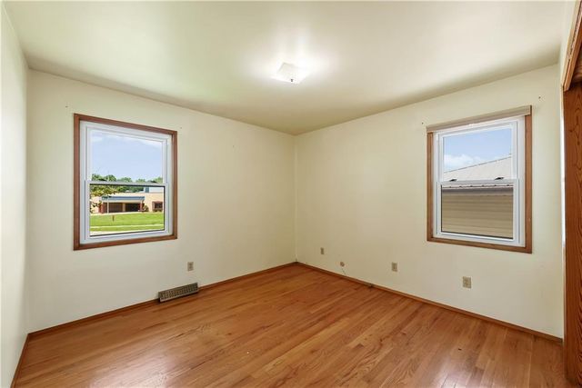 5013 NE 58th Street, Kansas City, MO 64119