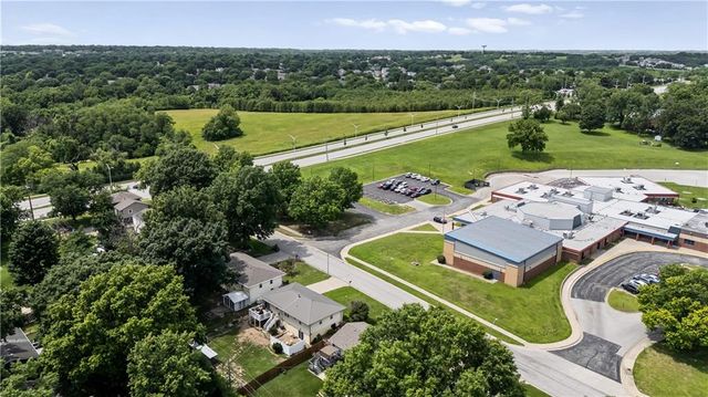 5013 NE 58th Street, Kansas City, MO 64119