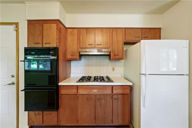 5013 NE 58th Street, Kansas City, MO 64119