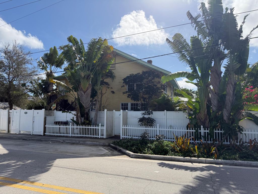 201 S Swinton Avenue C, Delray Beach, FL 33444