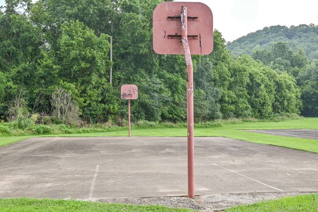 900 Mountain Creek Road P236, Chattanooga, TN 37405