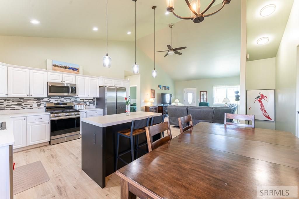 Image 16 of property listing at 1121 N 3400 E, Ashton, ID 83420