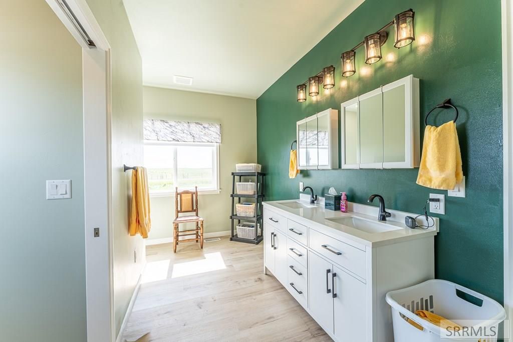 Image 25 of property listing at 1121 N 3400 E, Ashton, ID 83420