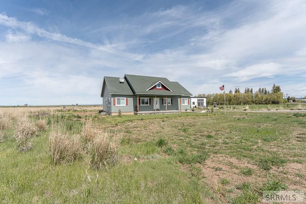 Image 3 of property listing at 1121 N 3400 E, Ashton, ID 83420