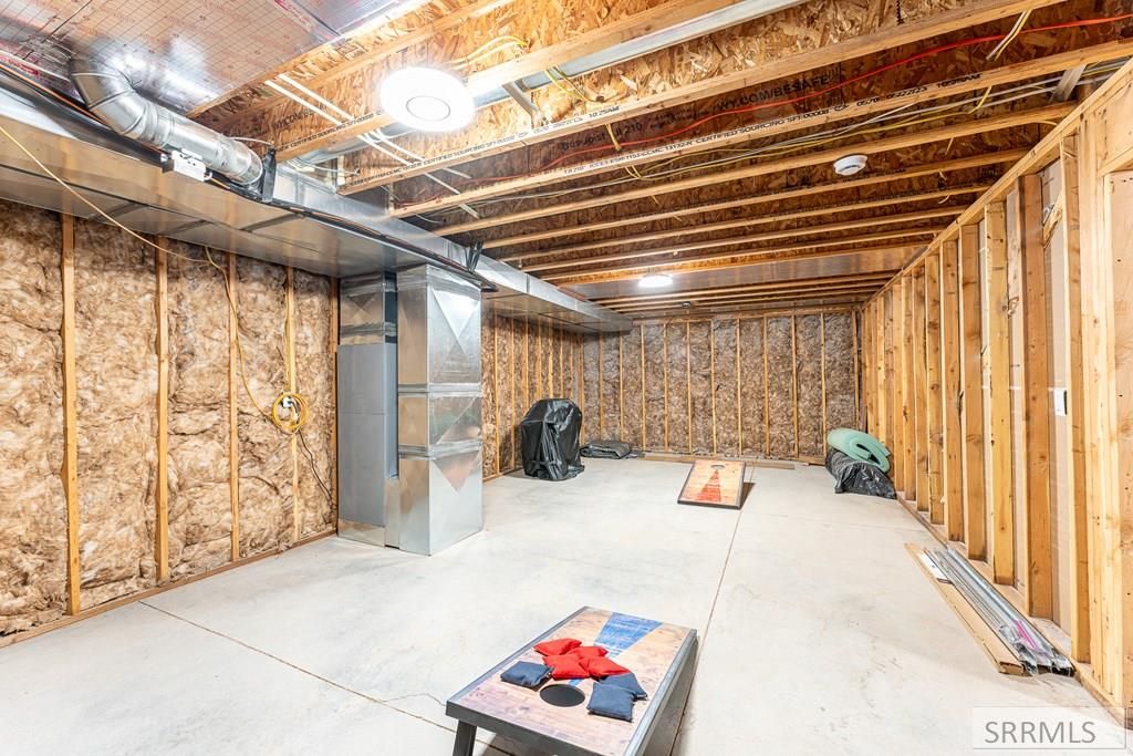 Image 38 of property listing at 1121 N 3400 E, Ashton, ID 83420
