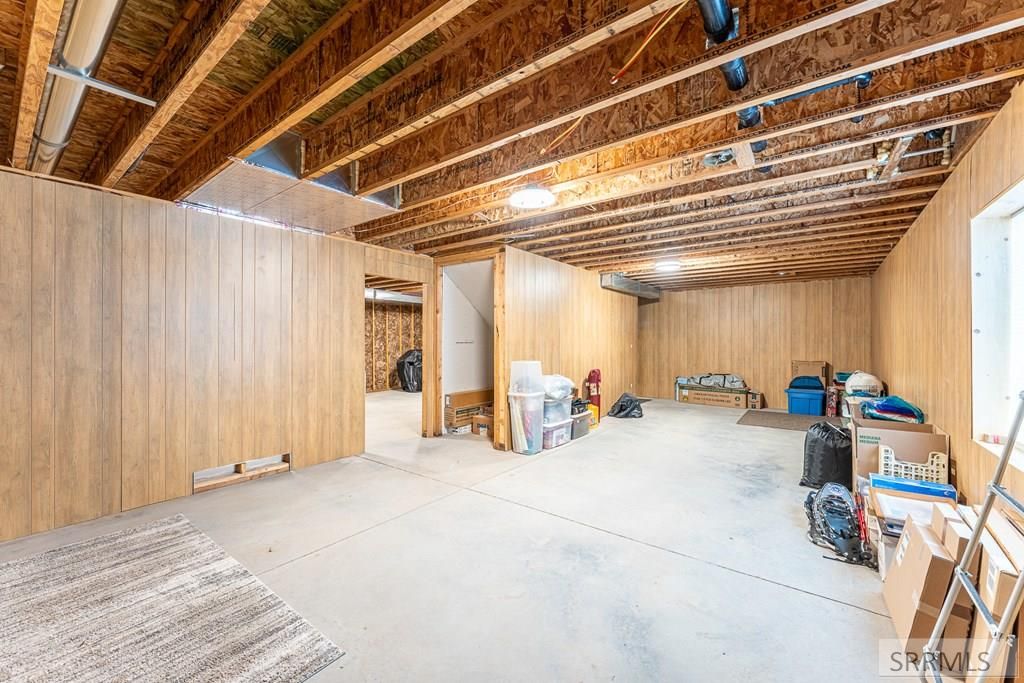 Image 39 of property listing at 1121 N 3400 E, Ashton, ID 83420