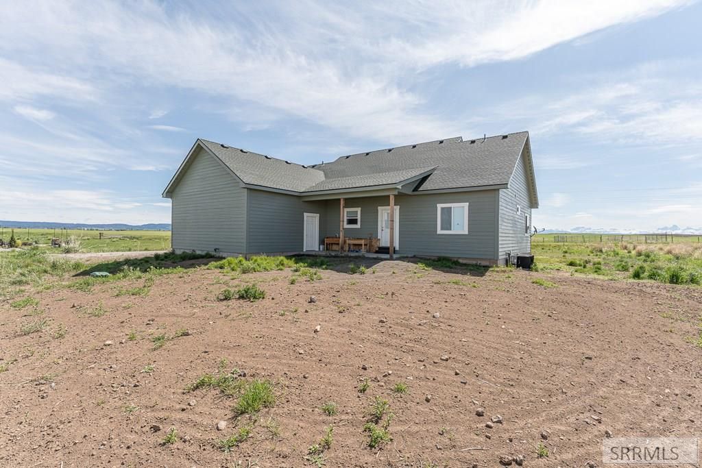 Image 7 of property listing at 1121 N 3400 E, Ashton, ID 83420