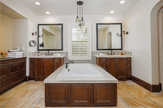 18 Via Alcamo, San Clemente, CA 92673