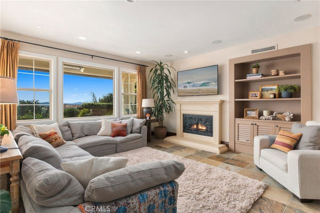 18 Via Alcamo, San Clemente, CA 92673